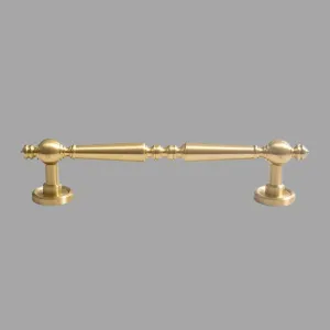 Aurica Knob & Pull Bar
