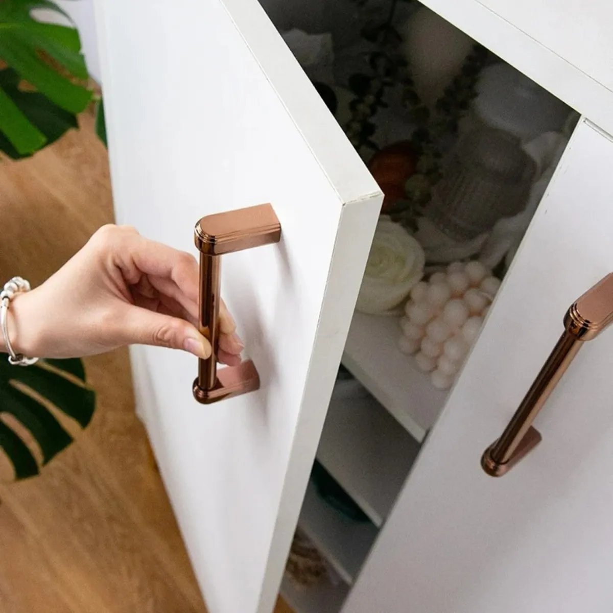 Ayas Knob & Pull Bar