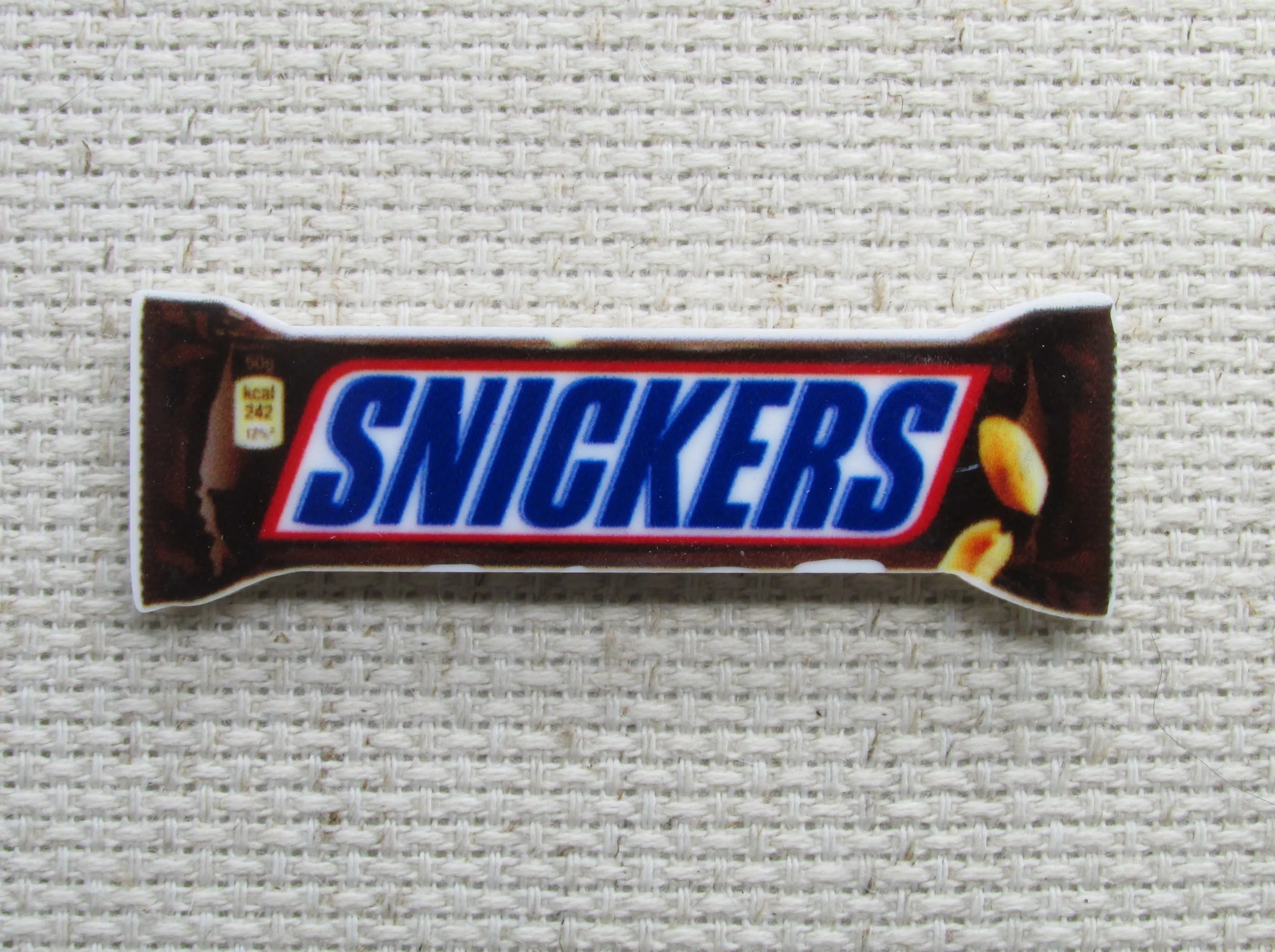 Candy Bar Needle Minder, Cover Minder, Magnet LAST ONE!