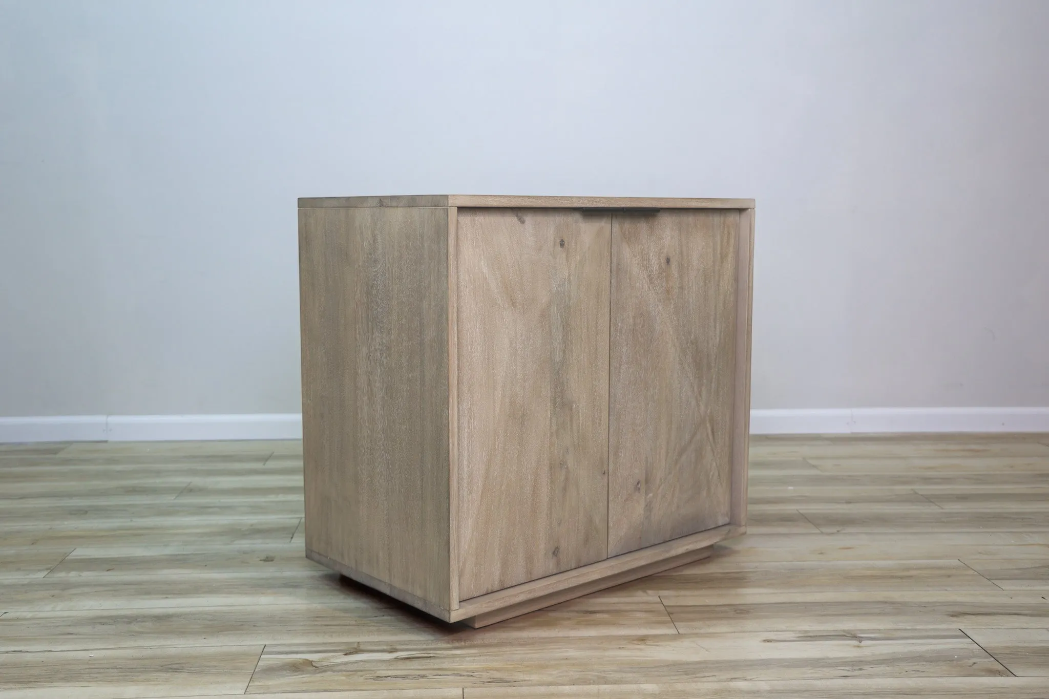 Juliet Cabinet