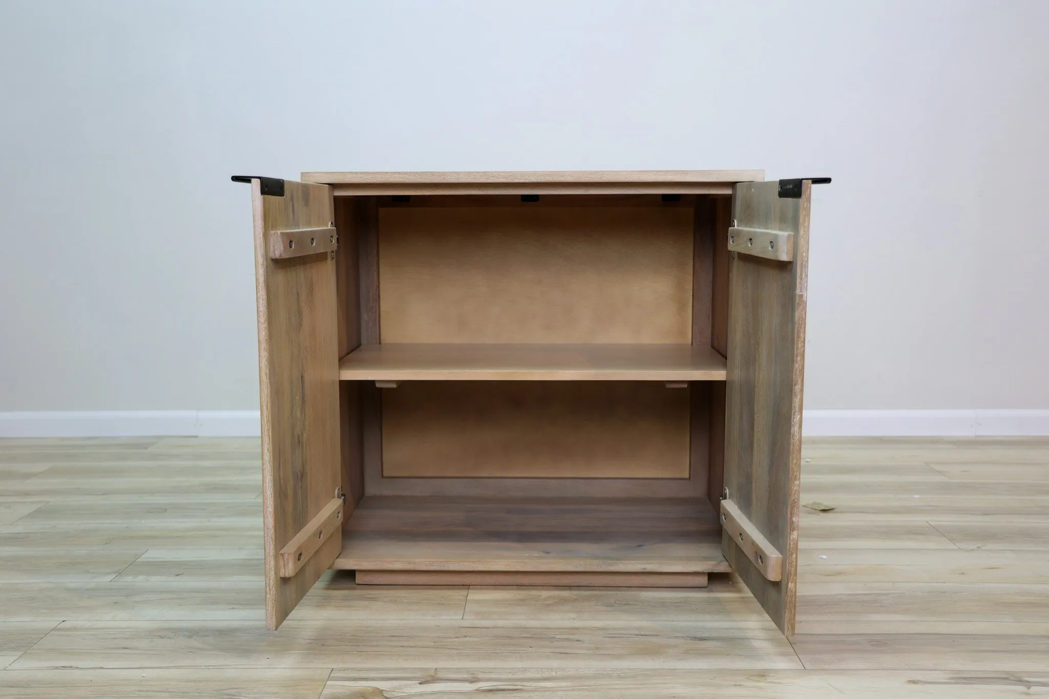 Juliet Cabinet