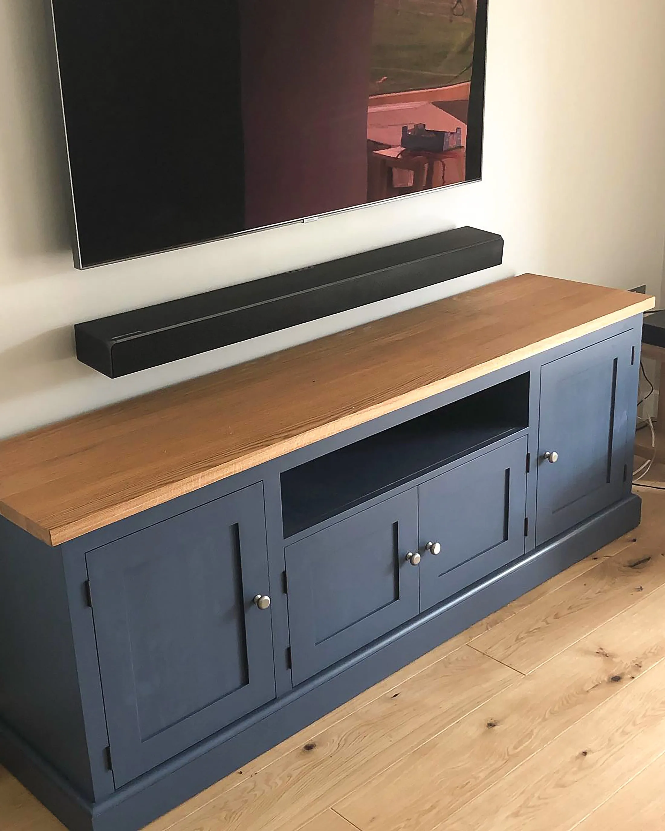 Oak Shaker TV Cabinet