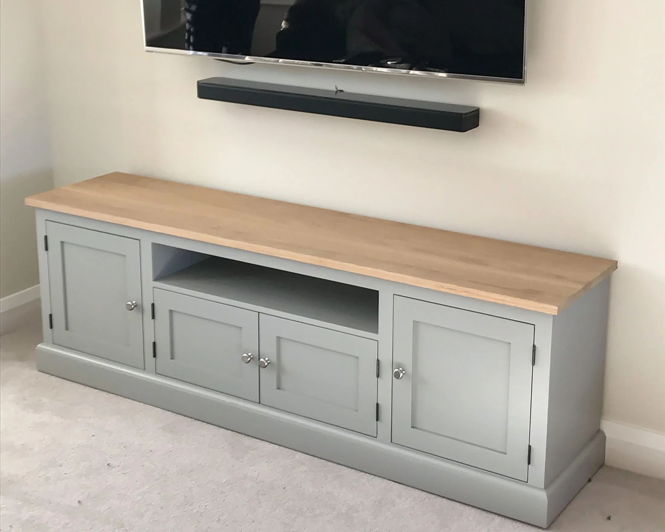 Oak Shaker TV Cabinet