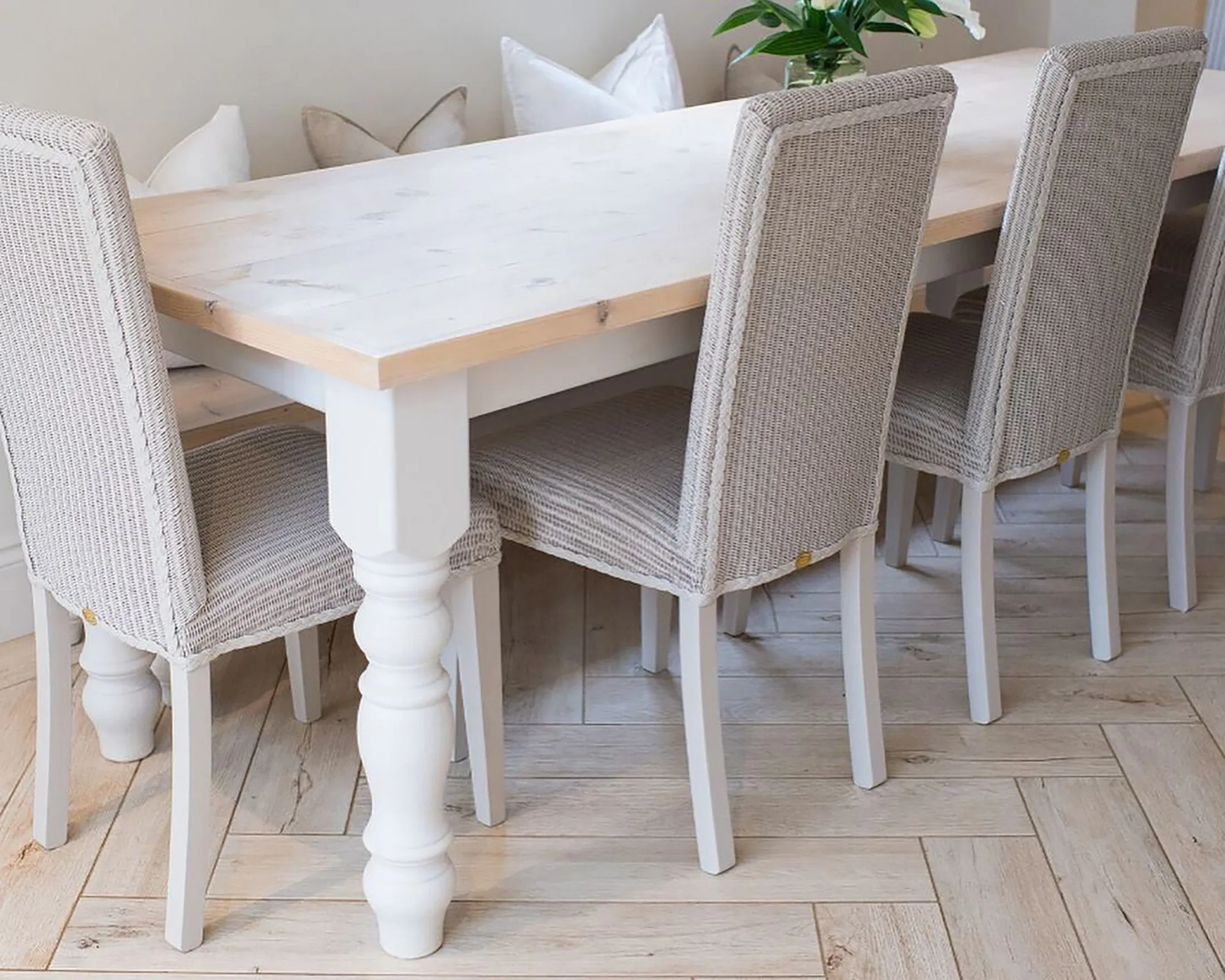 Suffolk Lloyd Loom Dining Set with Bench