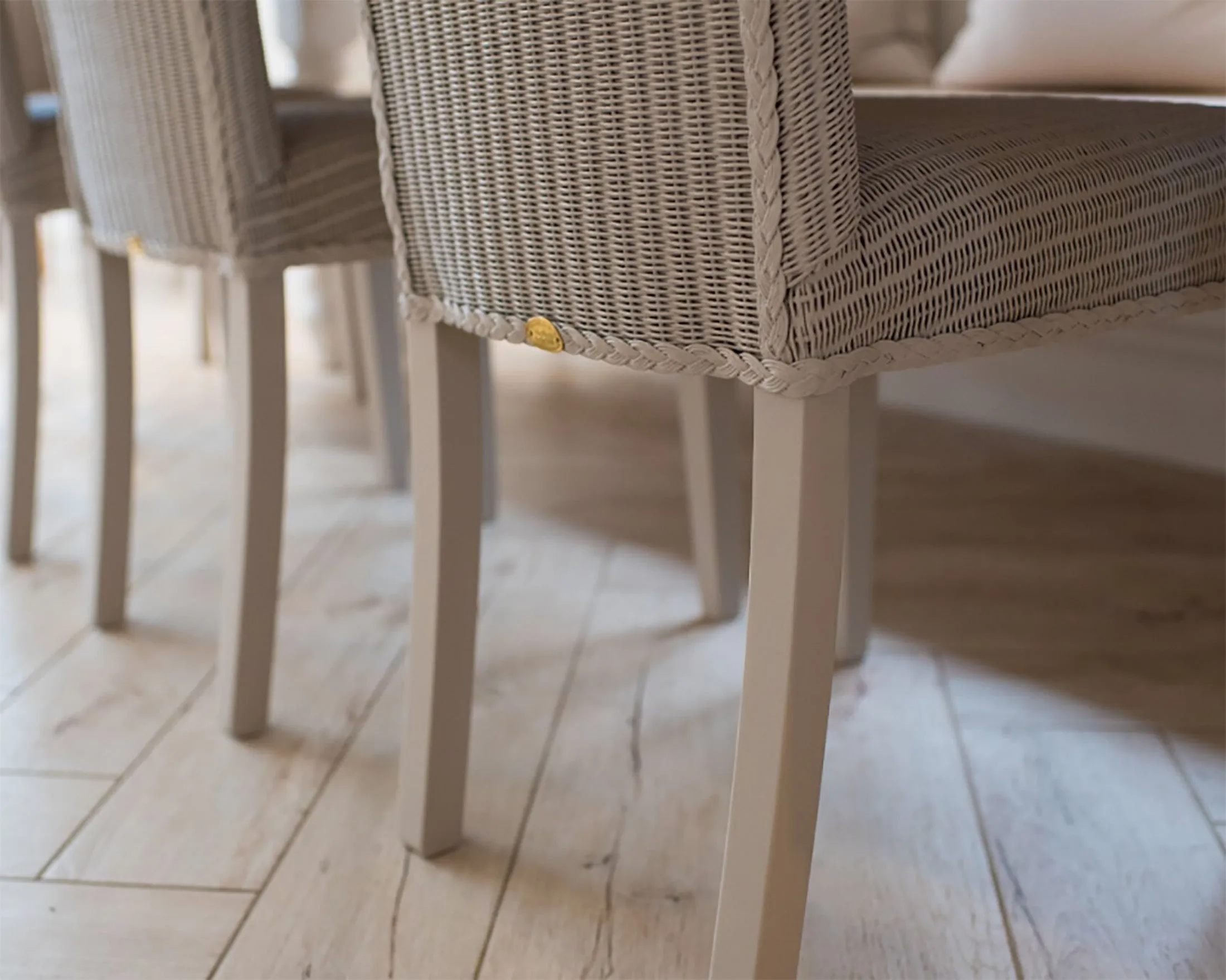 Suffolk Lloyd Loom Dining Set with Bench