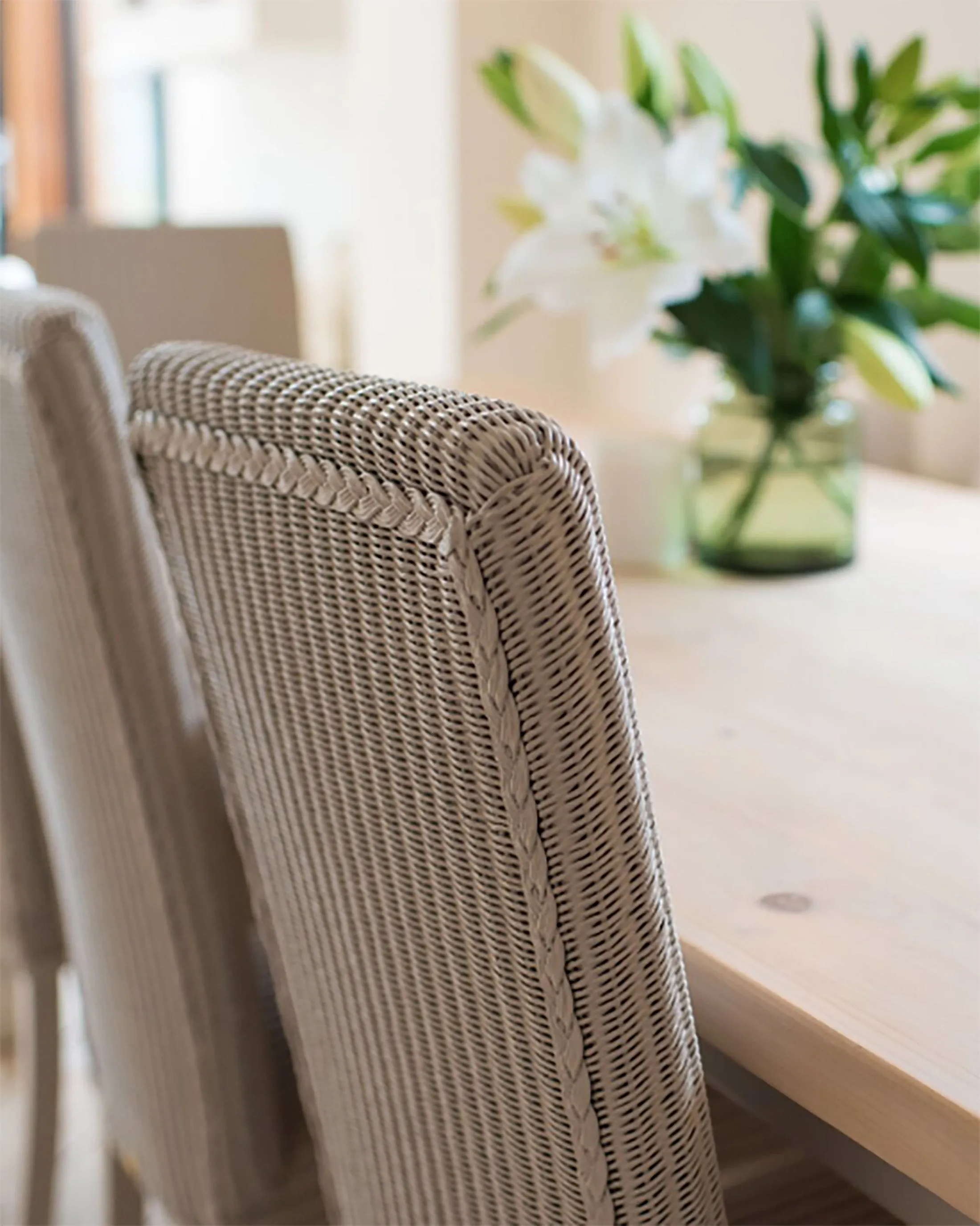 Suffolk Lloyd Loom Dining Set with Bench